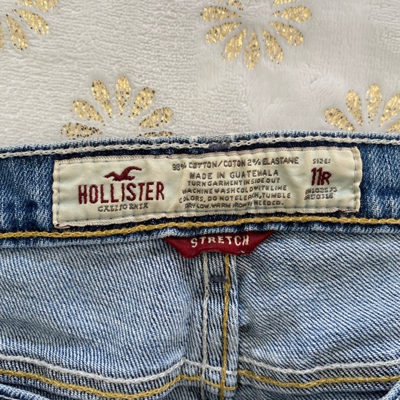 Hollister Jeans - Picture 5 of 5